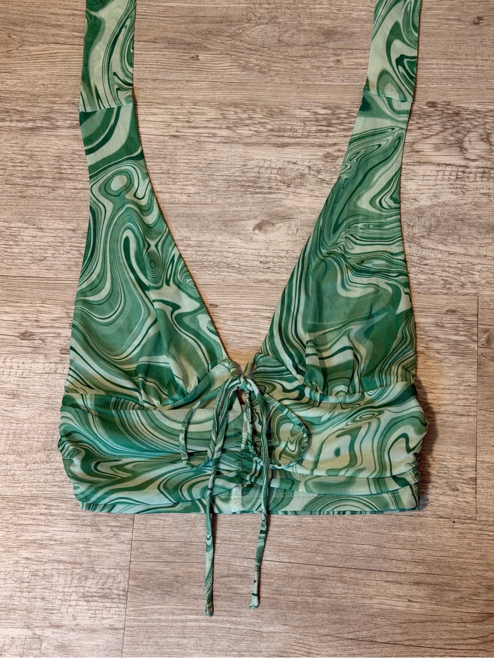π Fashion Nova Green Marble Halter Crop Top π - Picture 6 of 8